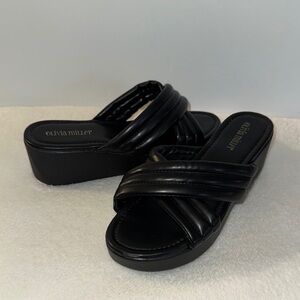 Olivia Miller Black Faux Quilted Leather Platform Sandals Slides Size 9